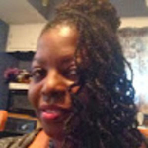 Meet your Posher, Cynthia